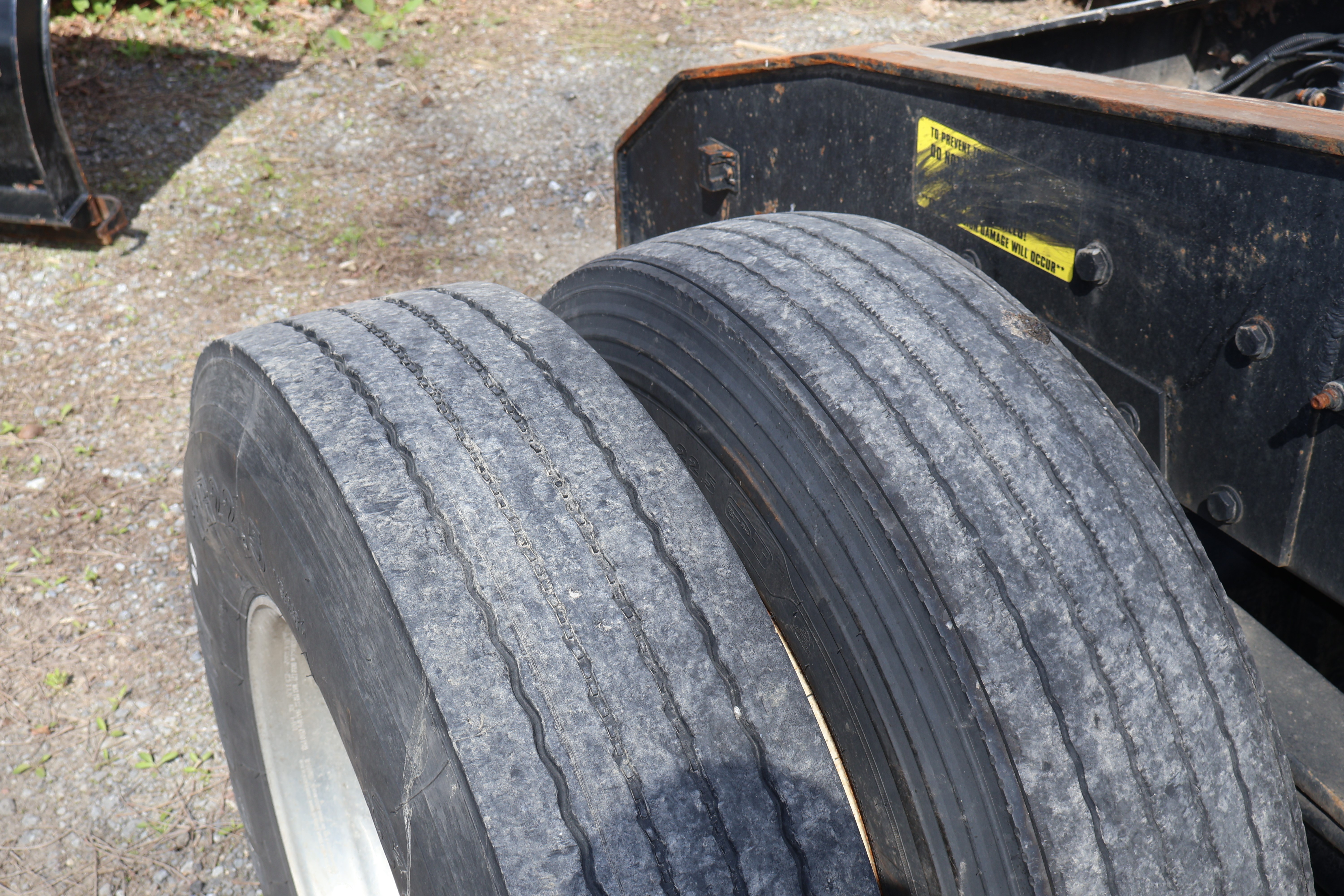 2016 PETERBILT 579 - Image 35